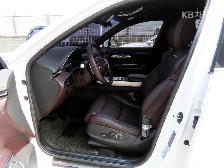 Genesis GV70 Diesel 2.2 2WD 6