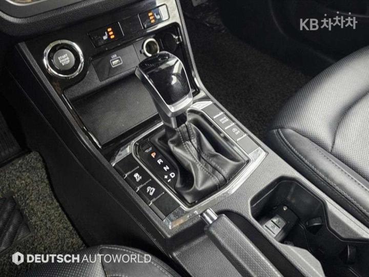 KG Mobility (Ssangyong) Korando Beautiful 1.5 GDi Turbo 2WD C5 10