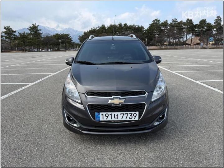 Chevrolet Spark S LT 3