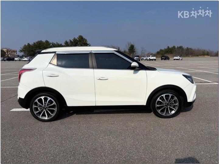 KG Mobility (Ssangyong) Tivoli Armor 1.6 Gasoline Gear Edition 2WD 5