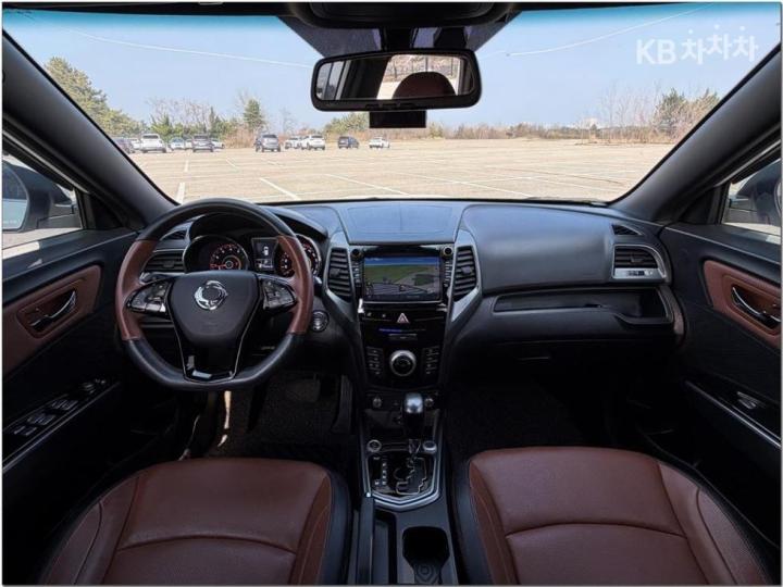 KG Mobility (Ssangyong) Tivoli Armor 1.6 Gasoline Gear Edition 2WD 10