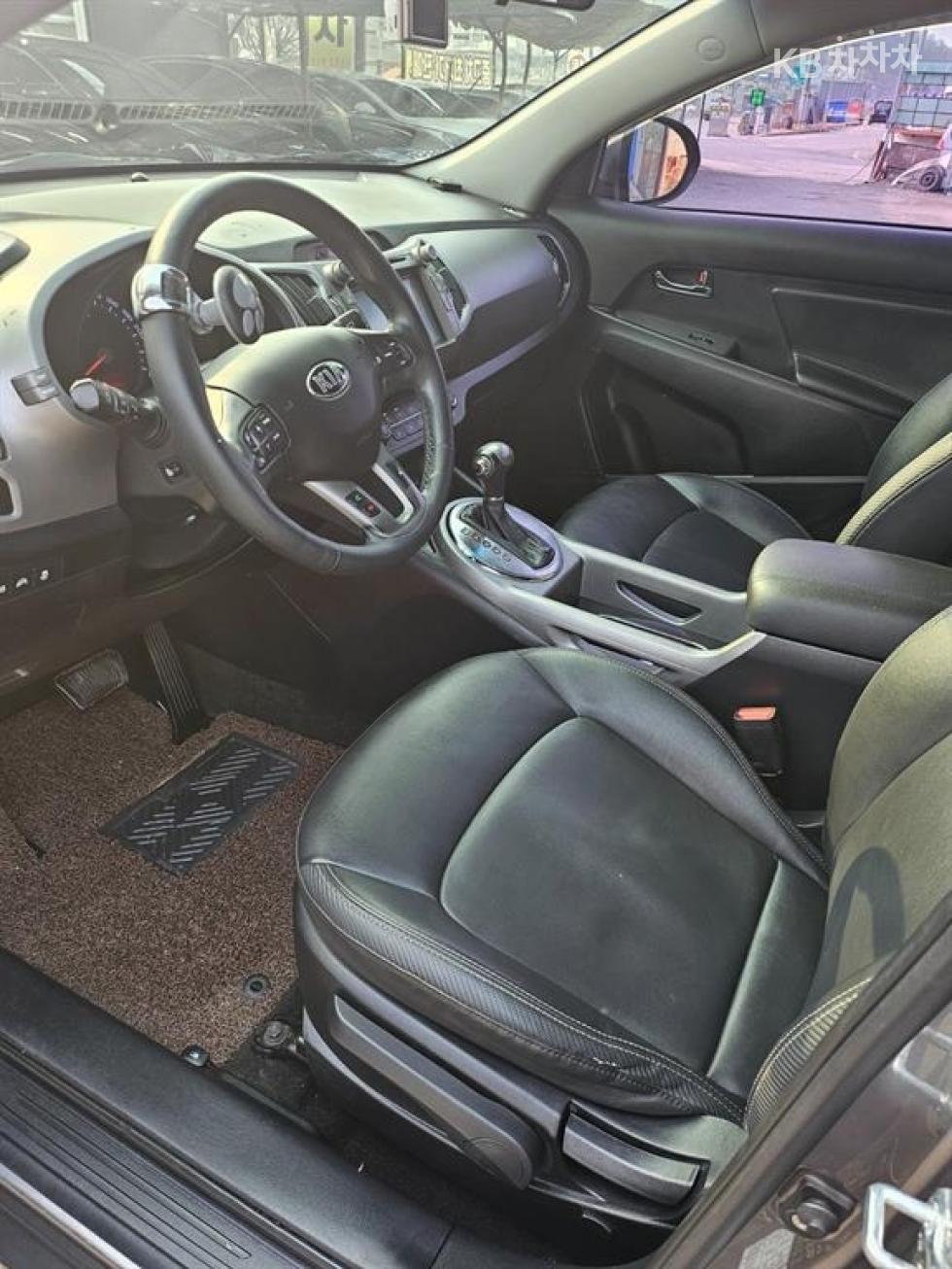 2016 - kia sportage