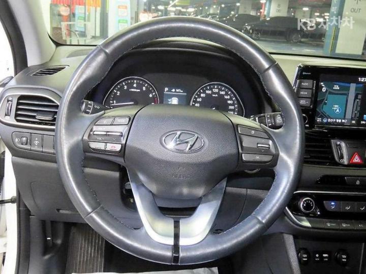 Hyundai i30 PD 1.4 Turbo Style 9