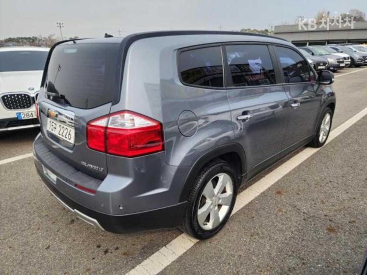 Chevrolet Orlando LT Safety Pack 7