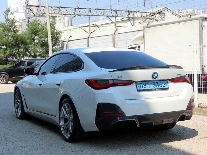 BMW i4 eDrive40 M Sport Pro 4