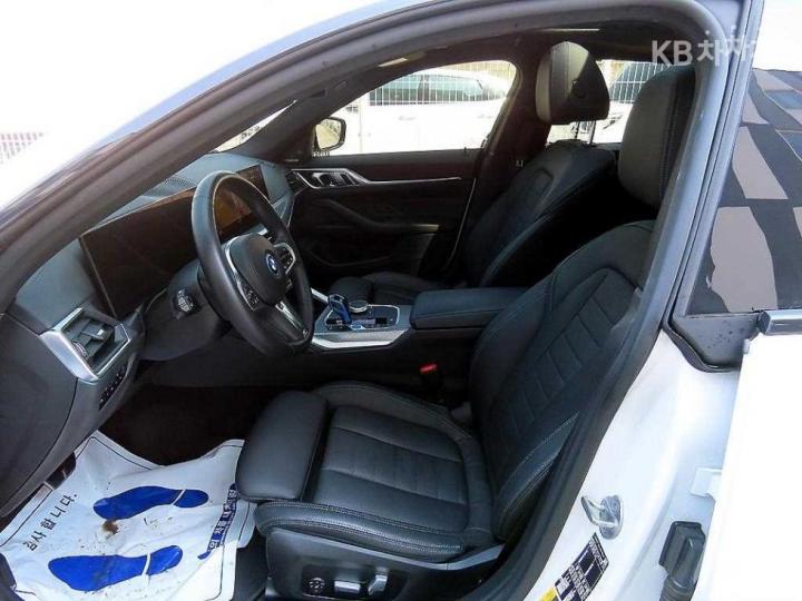 BMW i4 eDrive40 M Sport Pro 6