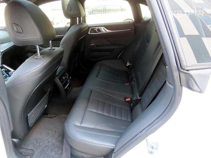 BMW i4 eDrive40 M Sport Pro 7