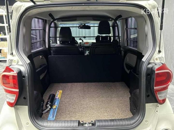 Kia Ray Van 1.0 Gasoline Van Premium Type 6