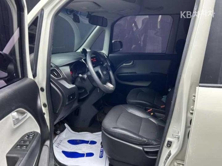 Kia Ray Van 1.0 Gasoline Van Premium Type 7