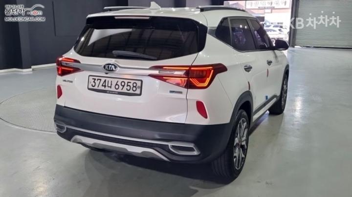 Kia Seltos 1.6 Diesel 2WD Noblesse 3