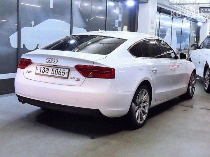 Audi A5 NEW 2.0 TDI Quattro Sportback 8TA Dynamic 5