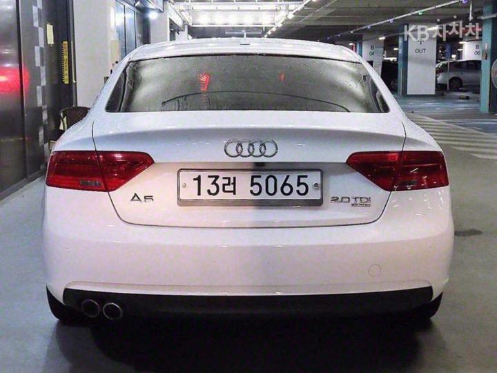 Audi A5 NEW 2.0 TDI Quattro Sportback 8TA Dynamic 6