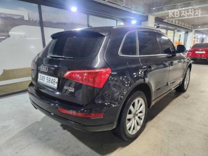 Audi Q5 2.0 TDI Quattro Dynamic 8R 4