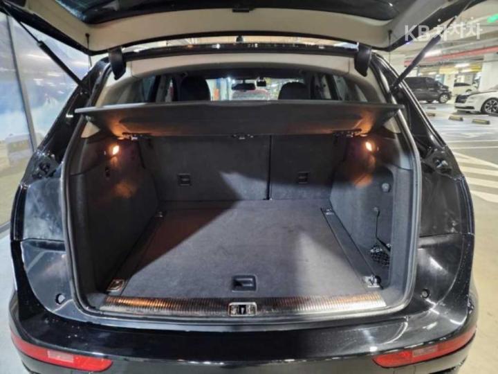 Audi Q5 2.0 TDI Quattro Dynamic 8R 6