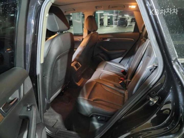 Audi Q5 2.0 TDI Quattro Dynamic 8R 9