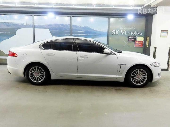 Jaguar XF New 2.2D Luxury X250 4