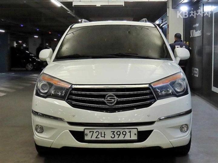 KG Mobility (Ssangyong) Korando Turismo 4WD GT 3