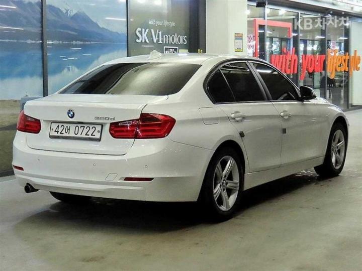 BMW 3 Series New 320d F30 5