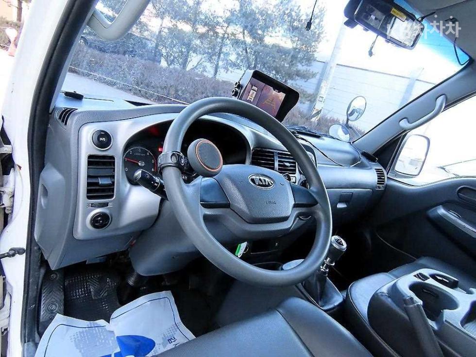 2015 - kia bongo iii