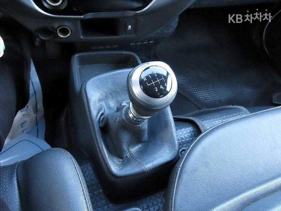2015 - kia bongo iii