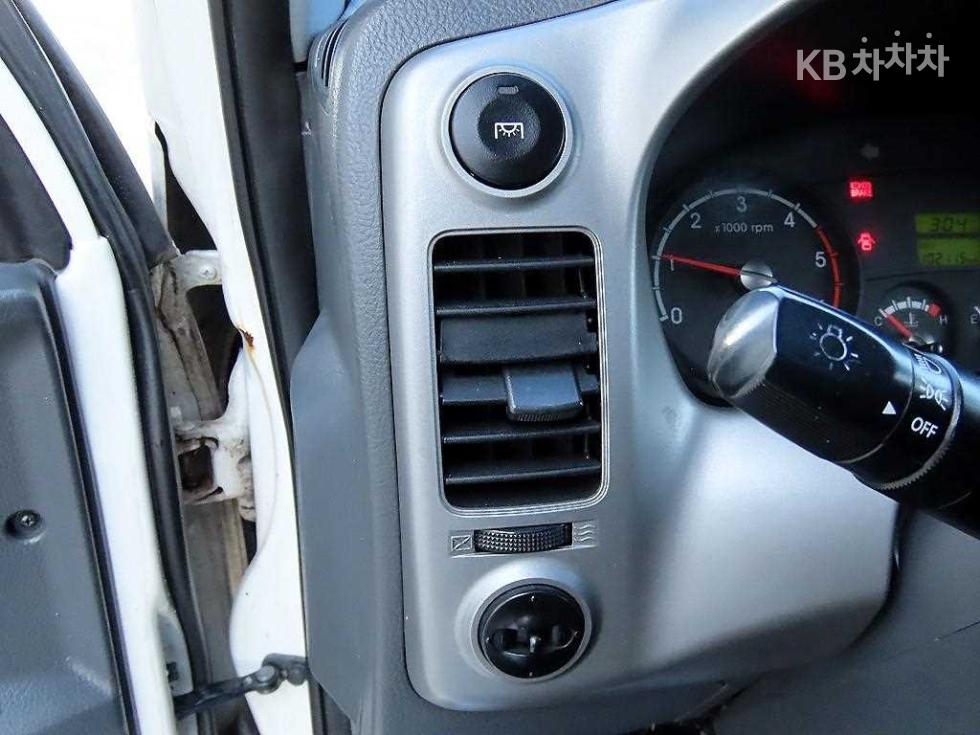 2015 - kia bongo iii