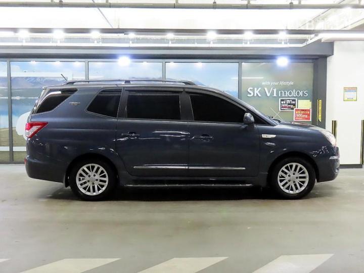 KG Mobility (Ssangyong) Korando Turismo 4WD RT 4