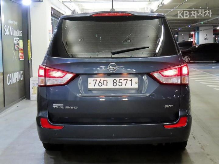 KG Mobility (Ssangyong) Korando Turismo 4WD RT 6