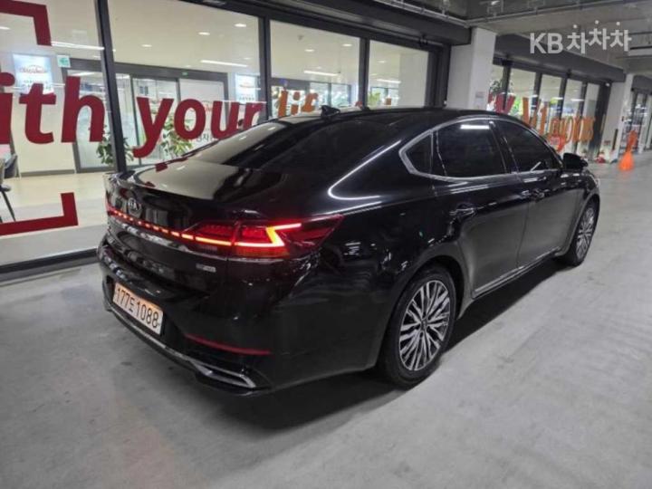 Kia K7 Premier Hybrid 2.4 HEV Signature 5