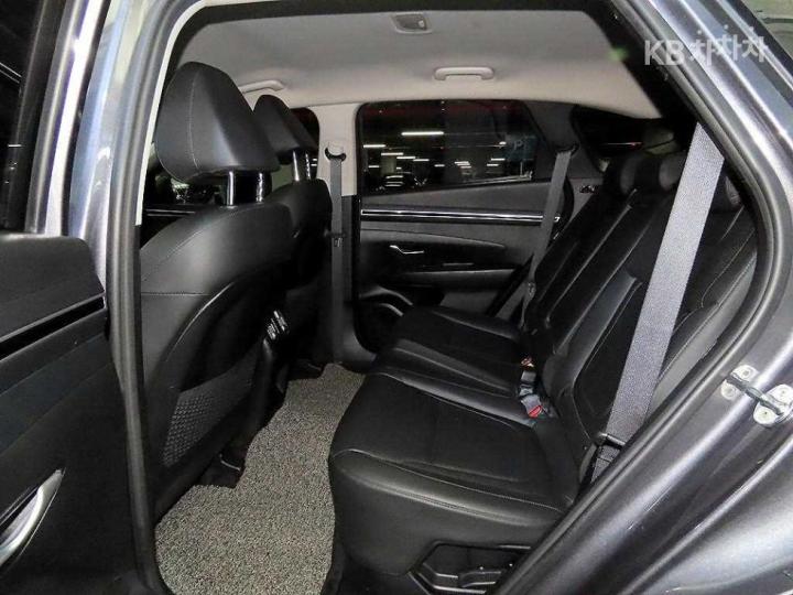 Hyundai Tucson The Hybrid NX4 1.6T HEV Premium 8