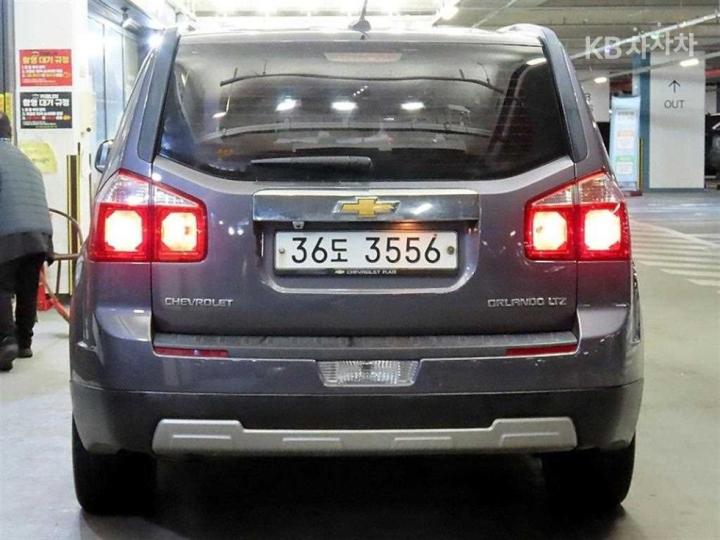 Chevrolet Orlando LPG LTZ Premium 6