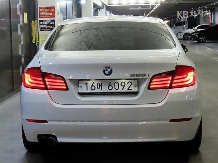 BMW 5 Series New 528i F10 2010-2016 6