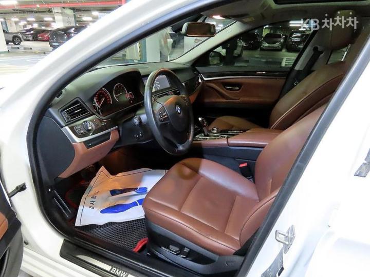BMW 5 Series New 528i F10 2010-2016 7