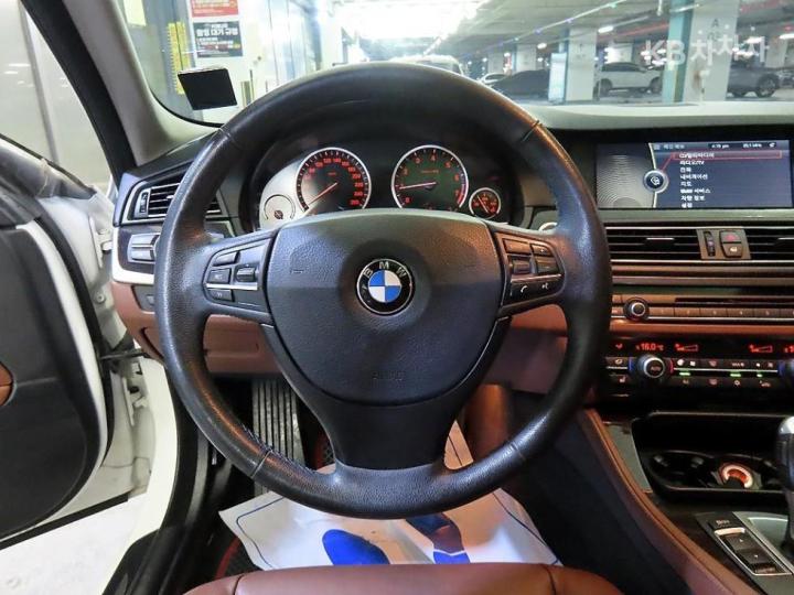 BMW 5 Series New 528i F10 2010-2016 9