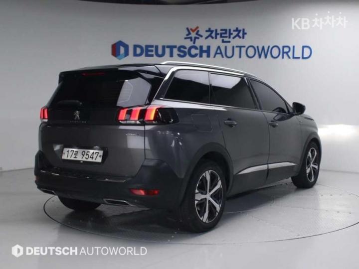 Peugeot 5008 1.6 Blue HDi Allure 3