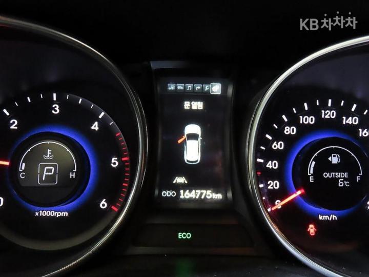 Hyundai Maxcruz Diesel e-VGT 2.2 4WD Exclusive Special 10