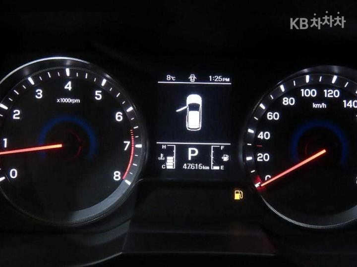 KG Mobility (Ssangyong) Tivoli Gasoline V3 2WD Base Type 10