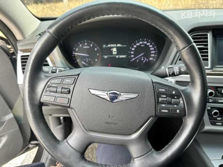 Genesis G80 3.3 GDI AWD Luxury 4