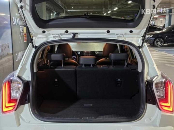 KG Mobility (Ssangyong) Tivoli Gasoline V3 2WD Base Type 7