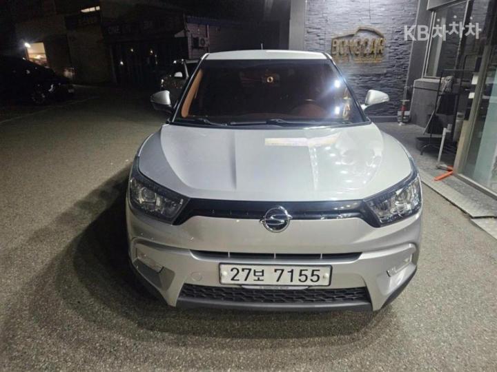KG Mobility (Ssangyong) Tivoli Gasoline VX 2