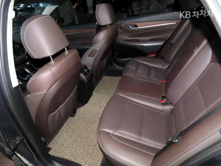 Hyundai Grandeur IG Hybrid Exclusive Special 8