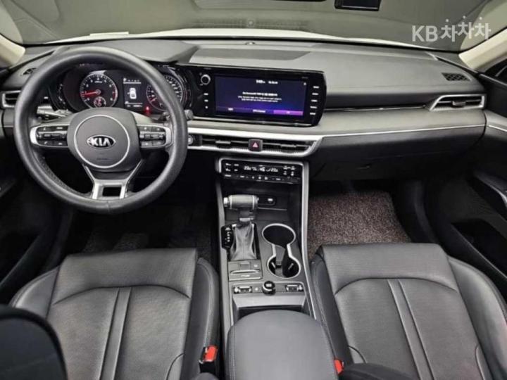 Kia K5 2.0 LPI Trendy 6
