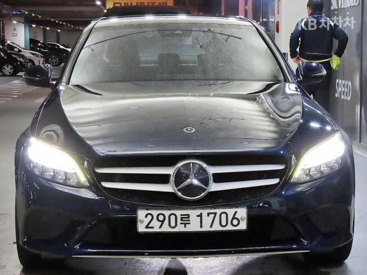 Mercedes-Benz C-Class C200 W205 3