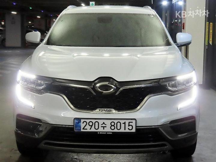 Renault QM6 2.0 LPe 2WD RE Signature 3