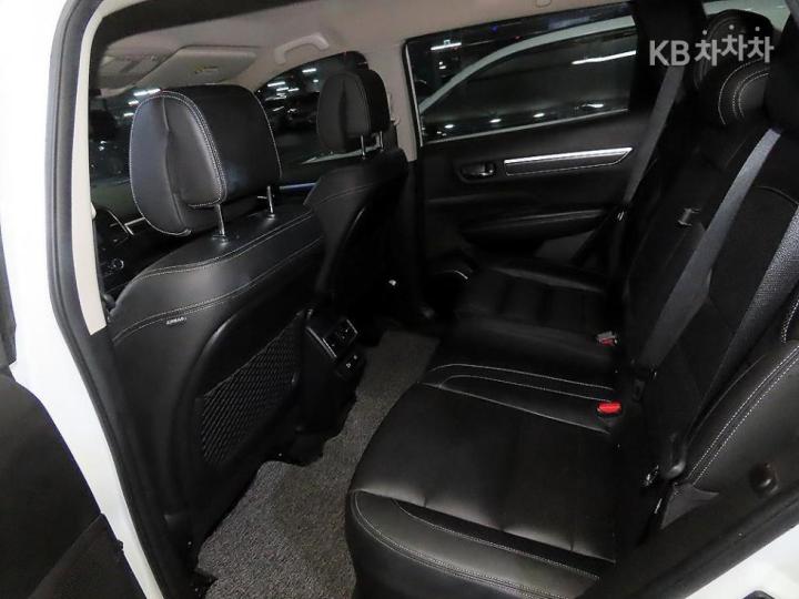 Renault QM6 2.0 LPe 2WD RE Signature 8