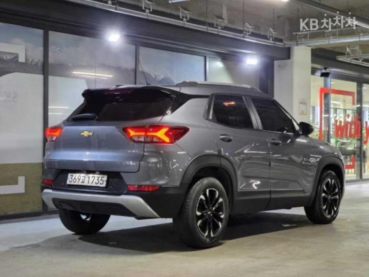 Chevrolet Trailblazer 1.35 Gasoline 2WD Premier 5