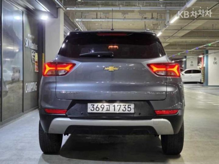 Chevrolet Trailblazer 1.35 Gasoline 2WD Premier 6