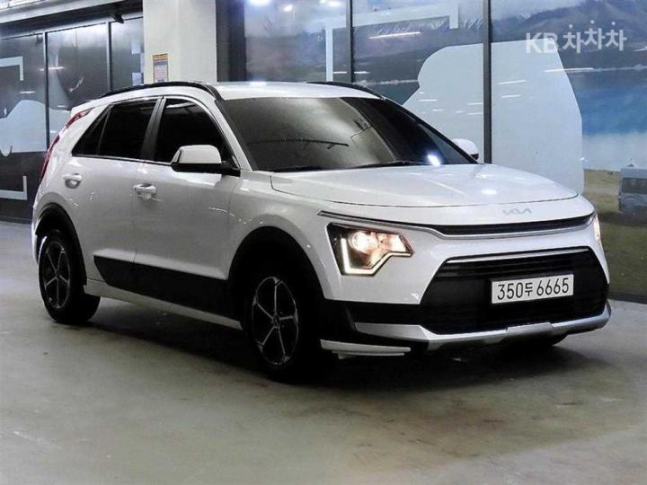 Kia Niro The 1.6 HEV Prestige 2