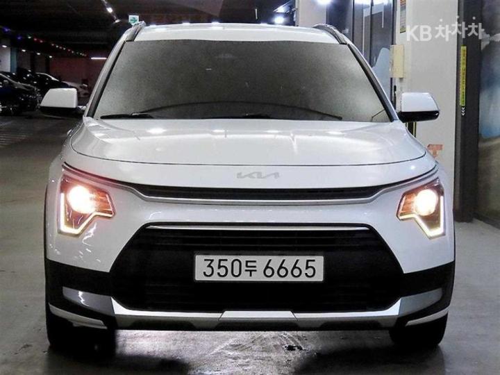 Kia Niro The 1.6 HEV Prestige 3