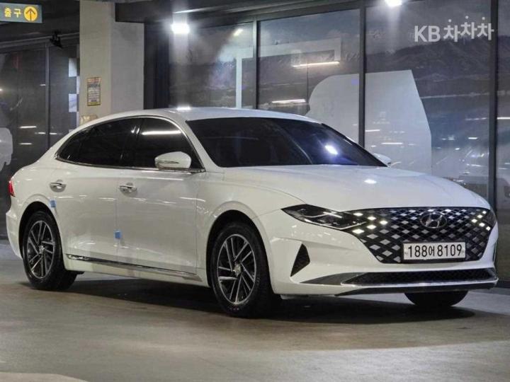 Hyundai Grandeur LPi 3.0 Modern 3