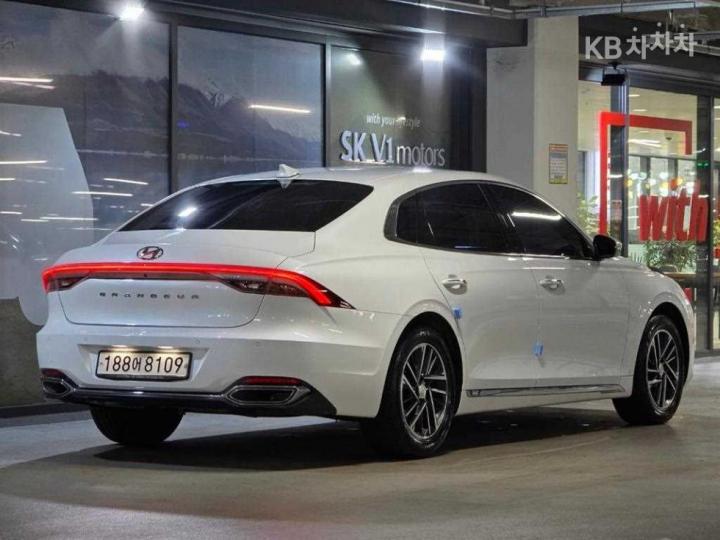 Hyundai Grandeur LPi 3.0 Modern 5